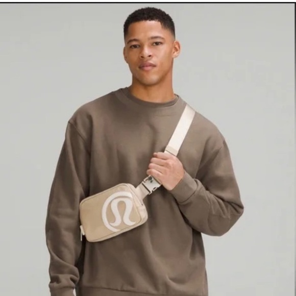 NWOT Lululemon everywhere belt bag trench/opal - Picture 2 of 7